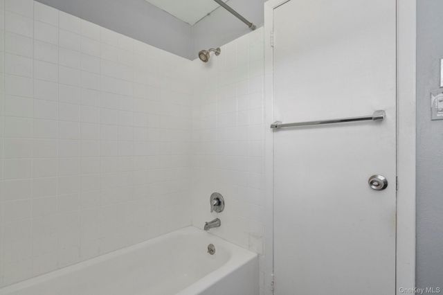 20 Spaulding Lane, Stony Brook, NY 11790