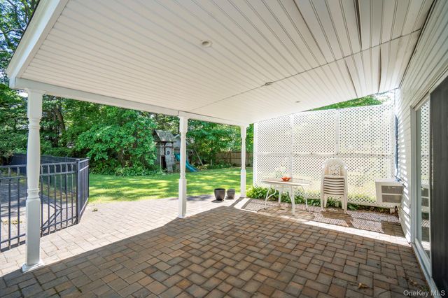 20 Spaulding Lane, Stony Brook, NY 11790