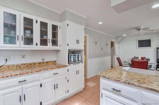 20 Spaulding Lane, Stony Brook, NY 11790