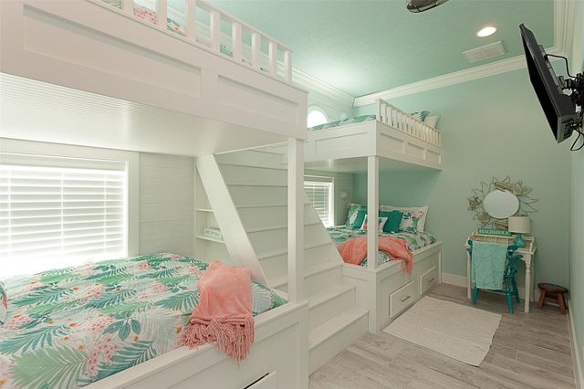 1255 Cloon Street, Crystal Beach, TX 77650