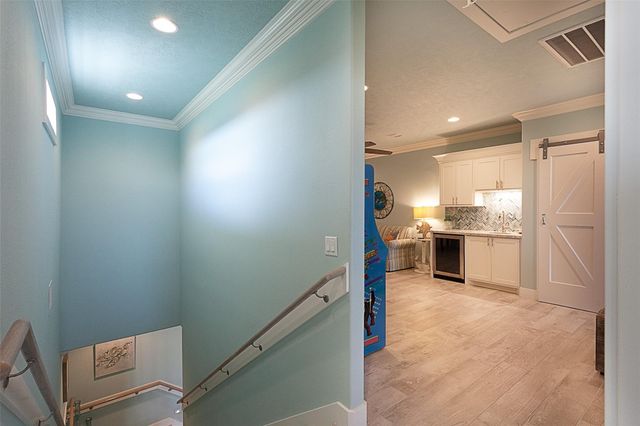 1255 Cloon Street, Crystal Beach, TX 77650