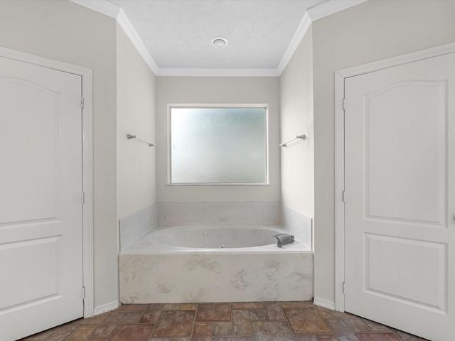 220 Harbour Row Drive, Coldspring, TX 77331