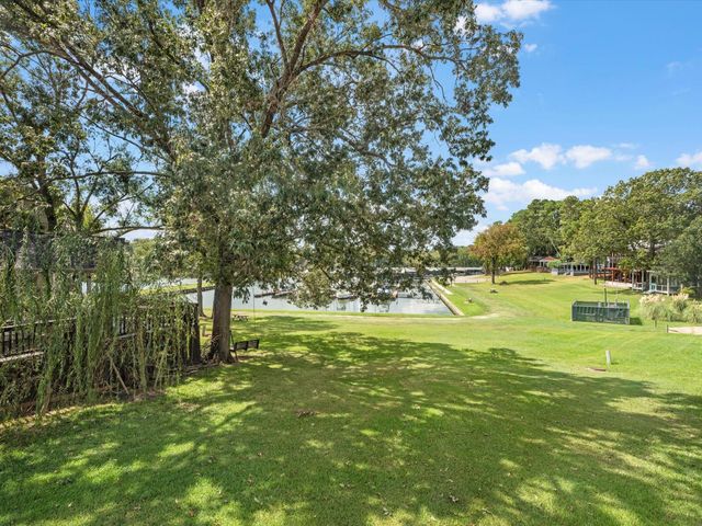 220 Harbour Row Drive, Coldspring, TX 77331