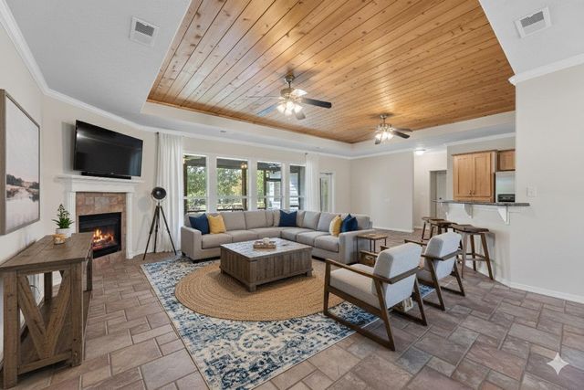 220 Harbour Row Drive, Coldspring, TX 77331