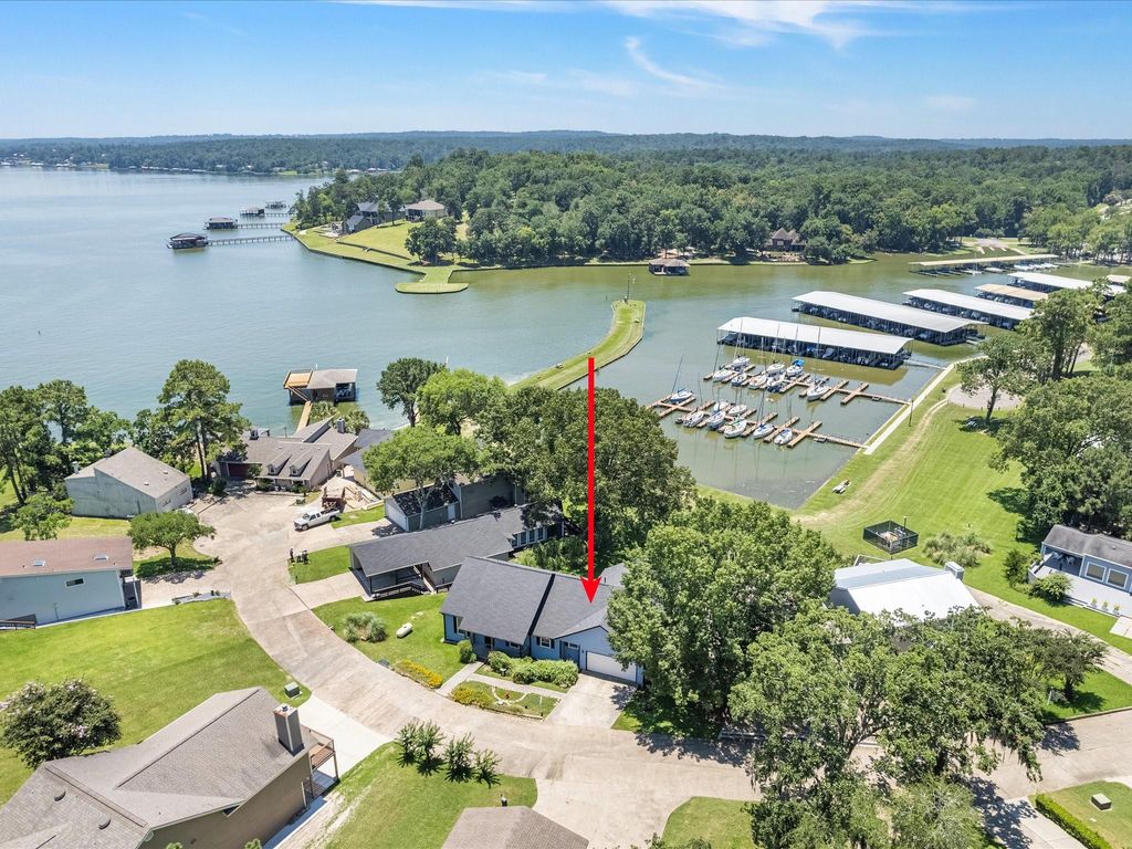 220 Harbour Row Drive, Coldspring, TX 77331