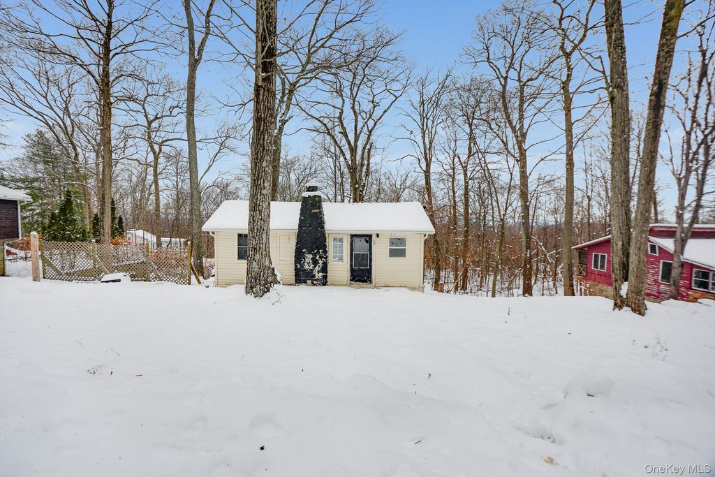 50 Woodland Circle S, Monroe, NY 10950