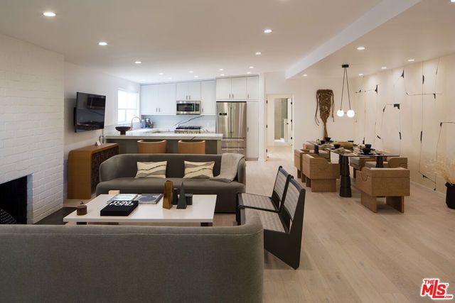 8917 E Cynthia Street 2, West Hollywood, CA 90069