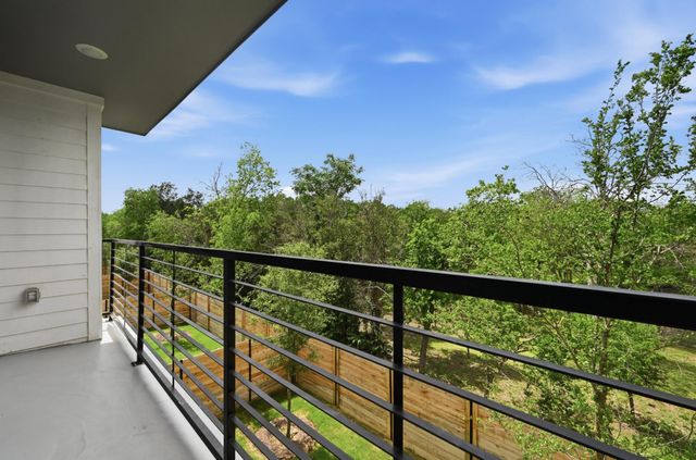 2000 Riverside Farms RD 14101, Austin, TX 78741