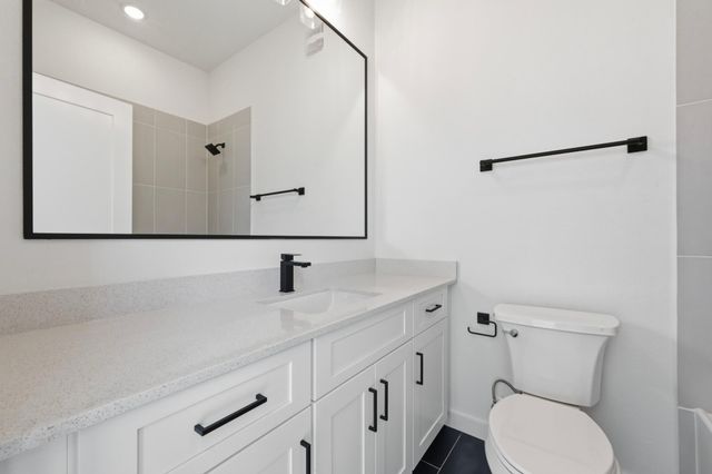 2000 Riverside Farms RD 14101, Austin, TX 78741