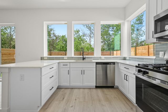 2000 Riverside Farms RD 14101, Austin, TX 78741