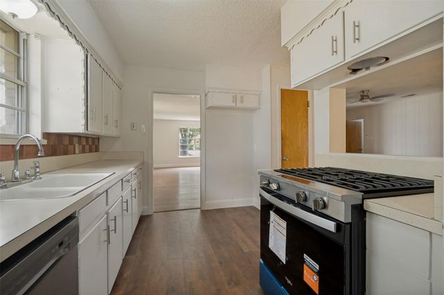 5319 Urban Crest Road, Dallas, TX 75227