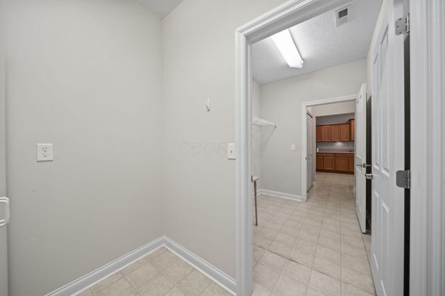 6295 Donegan Way, 15, Dublin, OH 43016