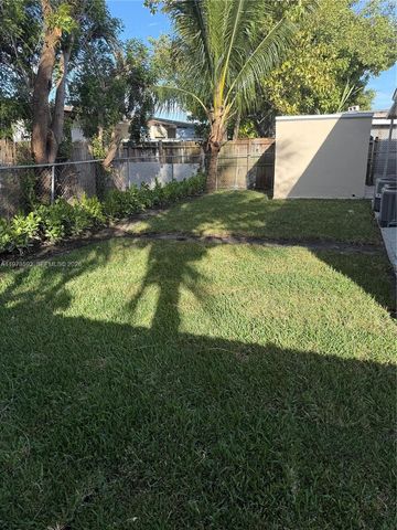 11063 SW 5th St 11063, Sweetwater, FL 33174