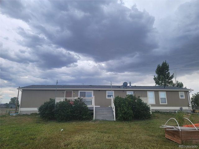 58117 E 42nd Dr, Strasburg, CO 80136