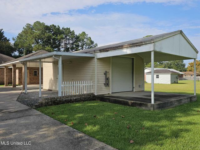4319 Adcock Street, Moss Point, MS 39563
