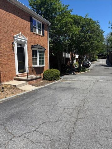 6520 Roswell Road 29, Atlanta, GA 30328