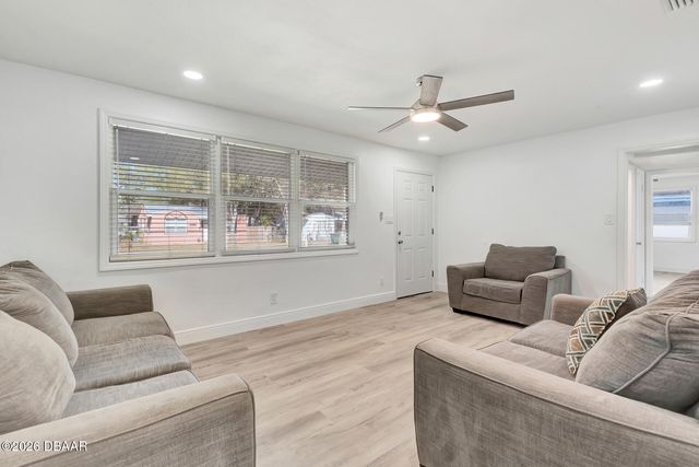 801 Madison Avenue, Daytona Beach, FL 32114