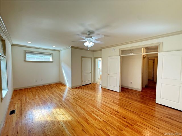 91 Caties Way, Hopewell Junction, NY 12533