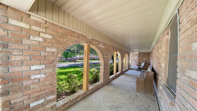 111 Granada Square, Canton, TX 75103