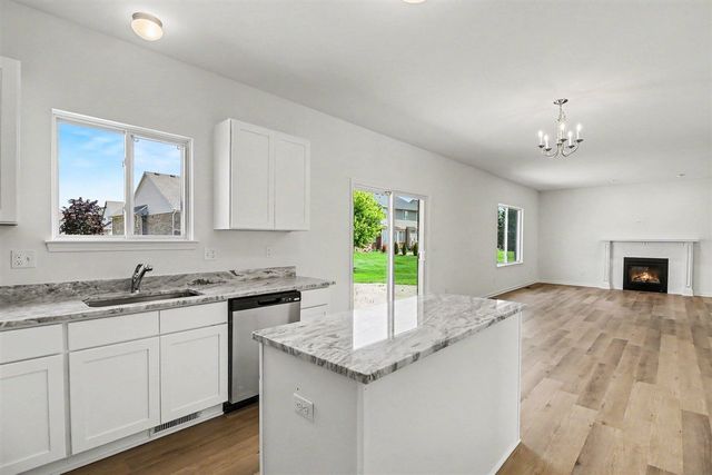 43640 S Timberview Drive, Belleville, MI 48111