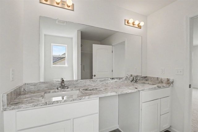 43640 S Timberview Drive, Belleville, MI 48111