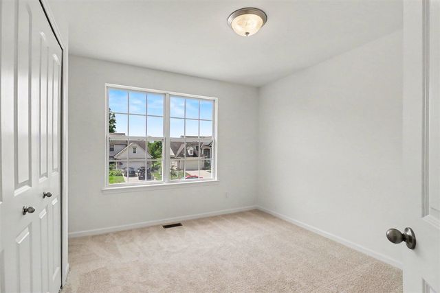 43640 S Timberview Drive, Belleville, MI 48111