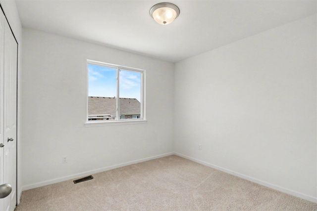 43640 S Timberview Drive, Belleville, MI 48111