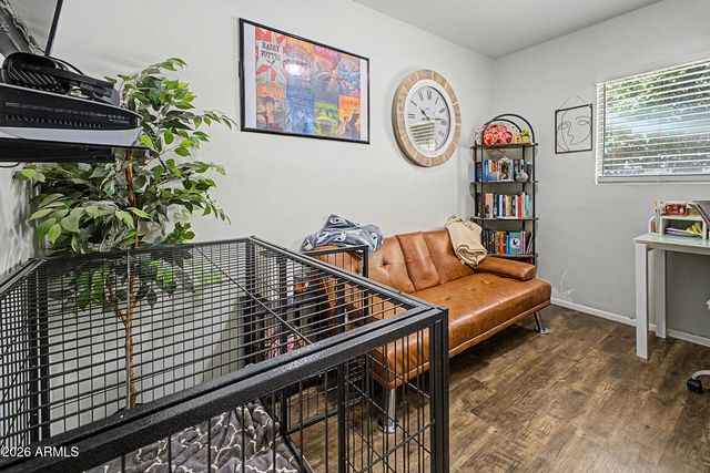 6107 W KEIM Drive, Glendale, AZ 85301