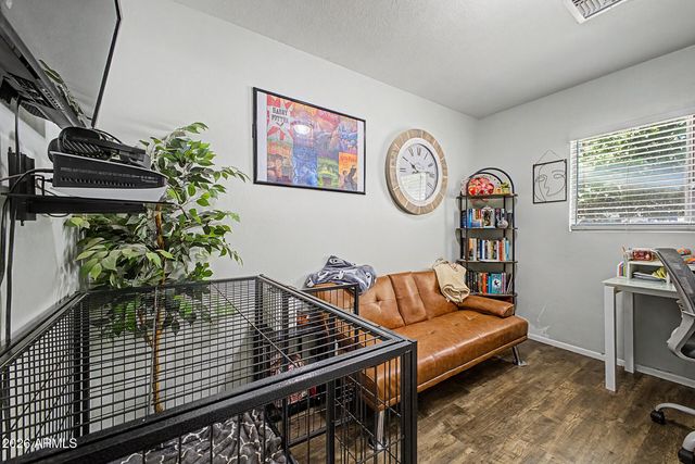 6107 W KEIM Drive, Glendale, AZ 85301