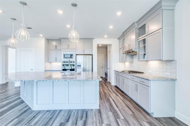 154 Bartlett Peak LN, Dripping Springs, TX 78620