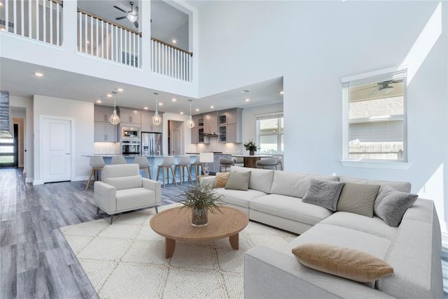 154 Bartlett Peak LN, Dripping Springs, TX 78620