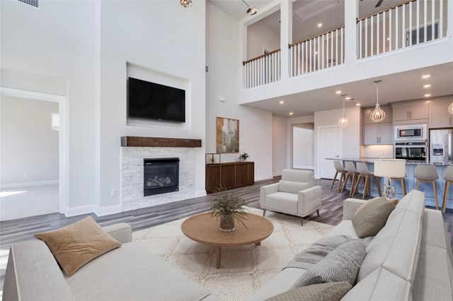 154 Bartlett Peak LN, Dripping Springs, TX 78620