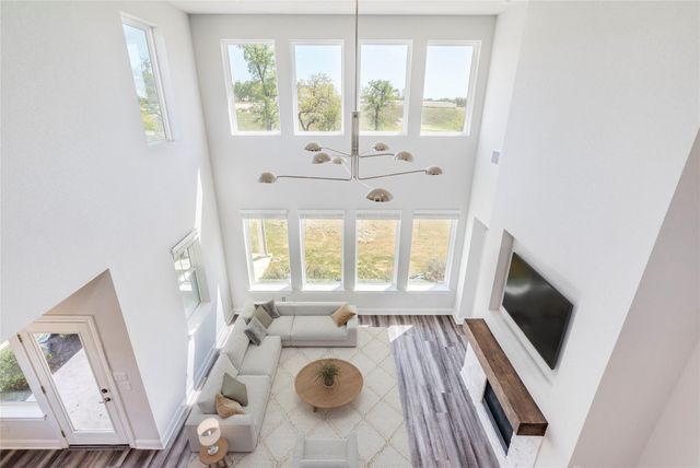 154 Bartlett Peak LN, Dripping Springs, TX 78620