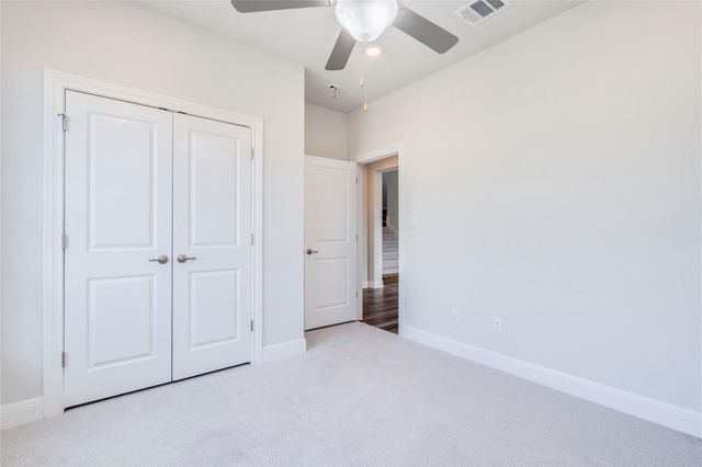 154 Bartlett Peak LN, Dripping Springs, TX 78620