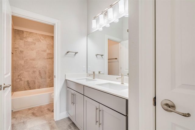 154 Bartlett Peak LN, Dripping Springs, TX 78620