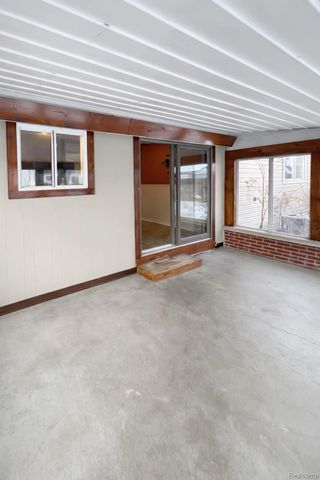 818 Dell Avenue, Flint, MI 48507