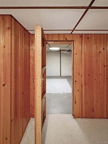 818 Dell Avenue, Flint, MI 48507