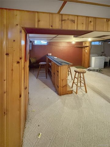 818 Dell Avenue, Flint, MI 48507