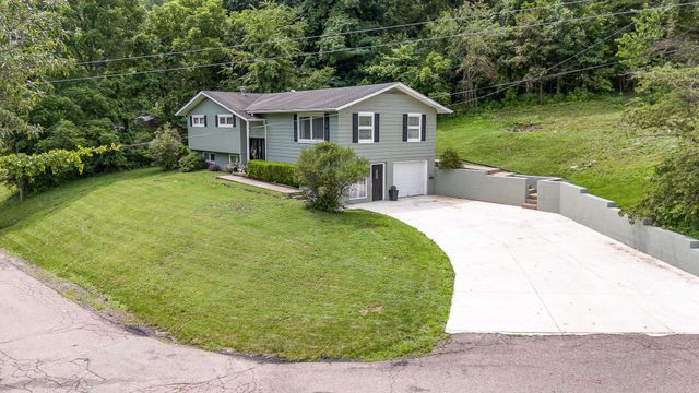 743 Summit Drive, Logan, OH 43138
