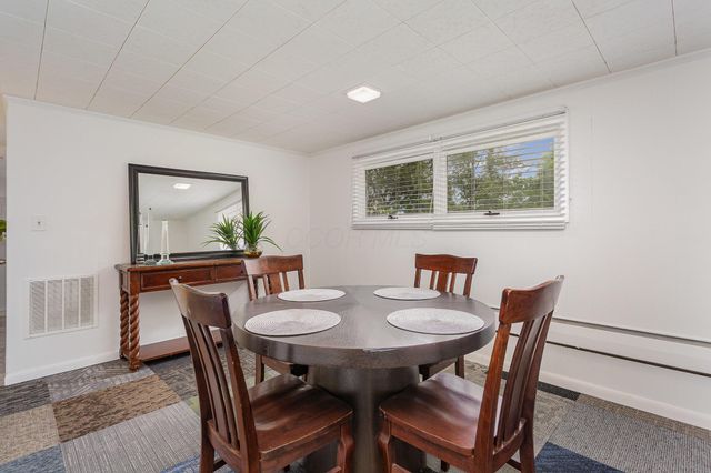 743 Summit Drive, Logan, OH 43138