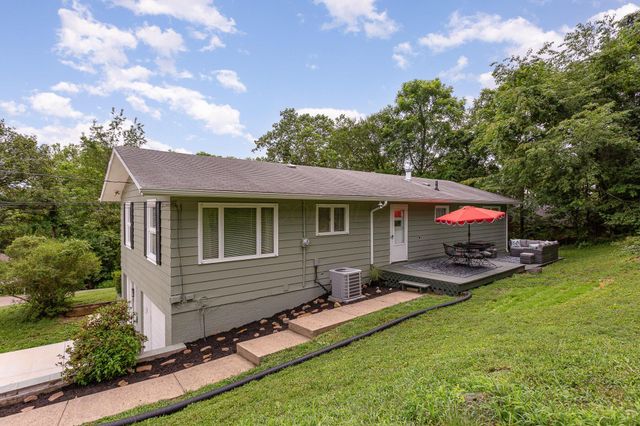 743 Summit Drive, Logan, OH 43138