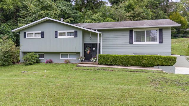 743 Summit Drive, Logan, OH 43138