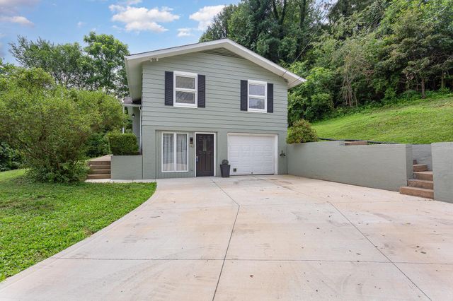743 Summit Drive, Logan, OH 43138