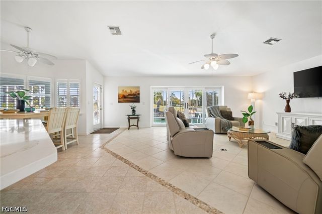 21489 Sheridan RUN, Estero, FL 33928