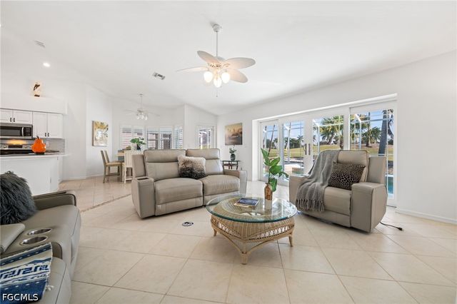 21489 Sheridan RUN, Estero, FL 33928