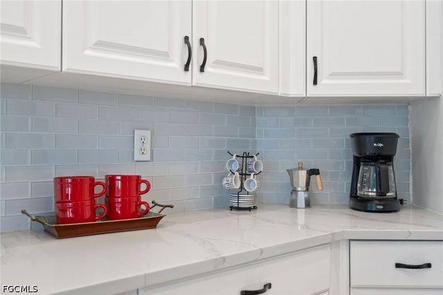 21489 Sheridan RUN, Estero, FL 33928
