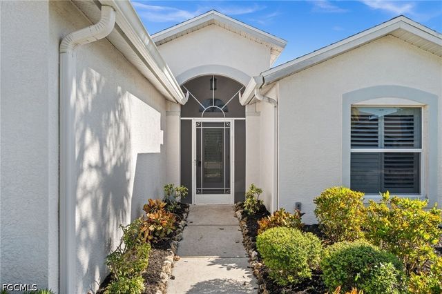 21489 Sheridan RUN, Estero, FL 33928