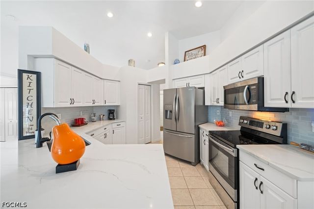 21489 Sheridan RUN, Estero, FL 33928