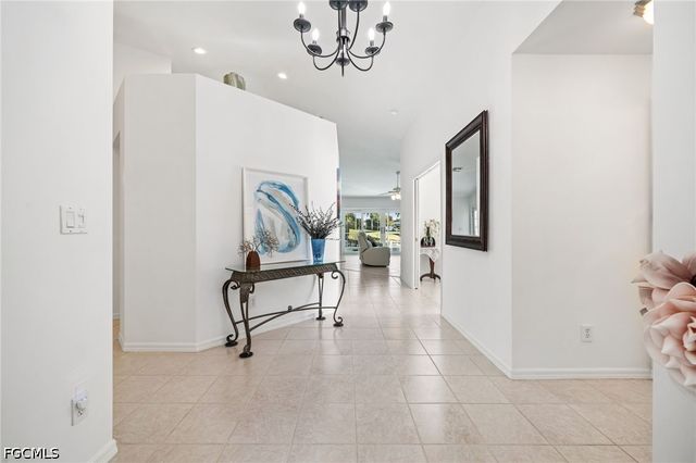 21489 Sheridan RUN, Estero, FL 33928