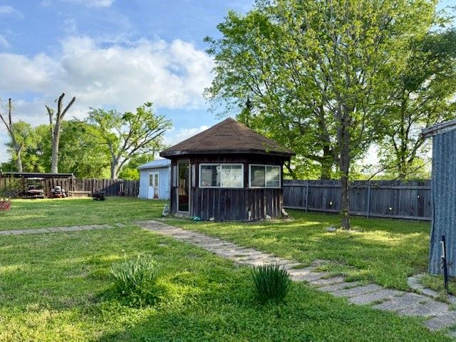 4782 N State Highway 19, Emory, TX 75440